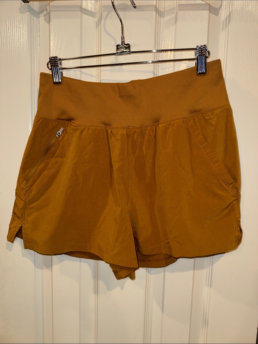 All in Motion Rust/Brown Athletic Shorts. Sz Small